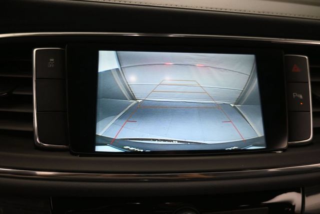 Used 2019 Buick Enclave Essence FWD image 38