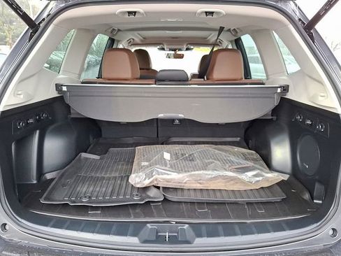 Used 2022 Subaru Forester Touring image 34