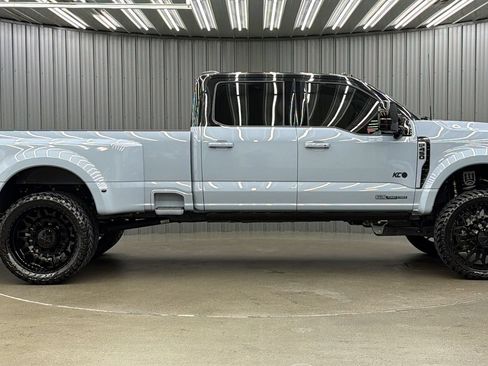 Used 2026 Ford F450 Platinum w/ FX4 Off-Road Package AWD/4WD image 6