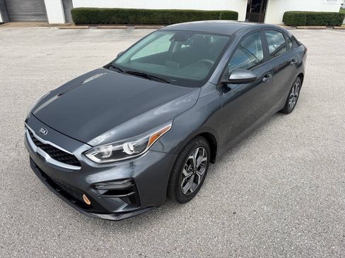 Used 2021 Kia Forte LXS FWD image 1