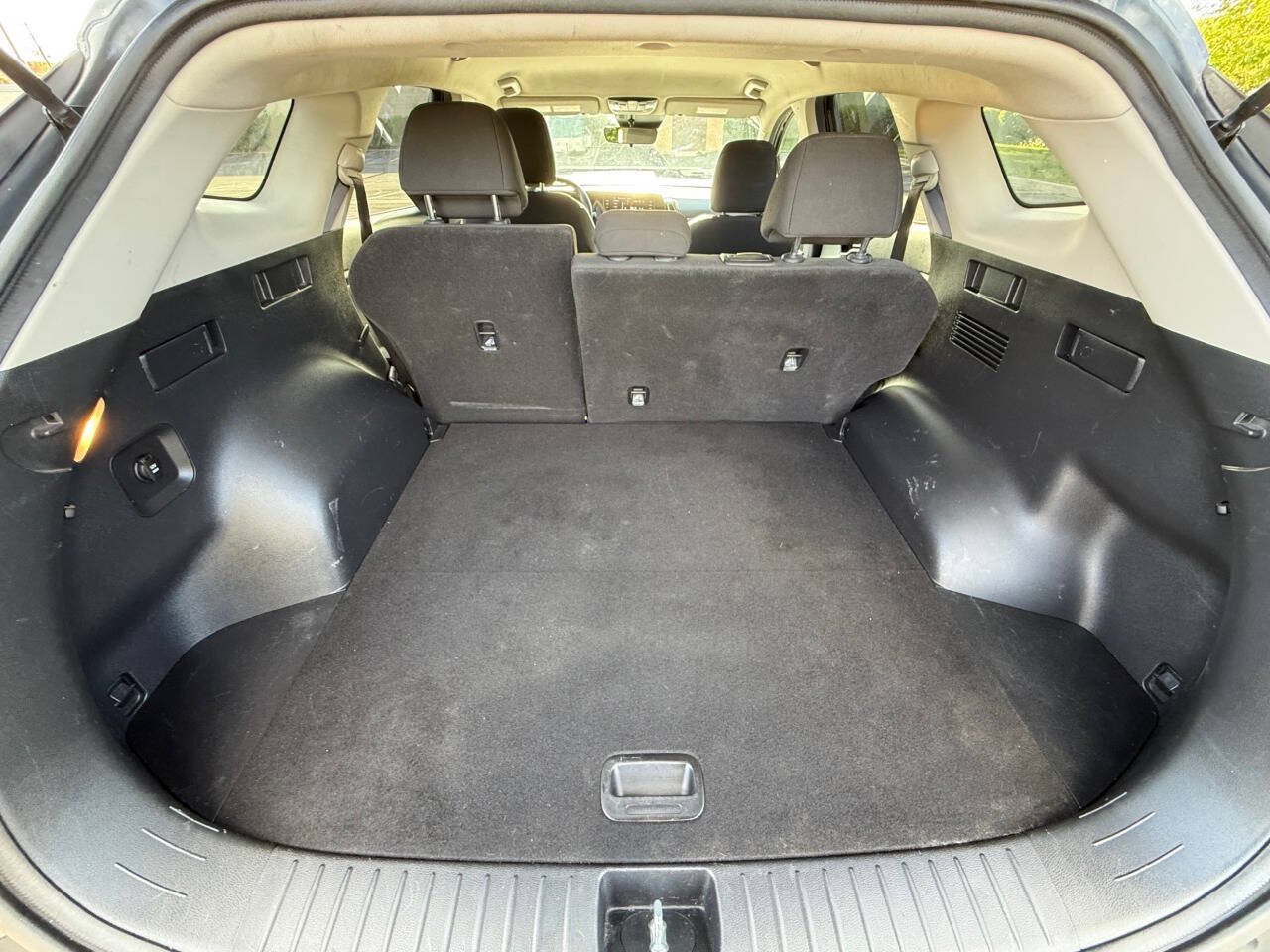Used 2023 Kia Sportage LX AWD/4WD image 15
