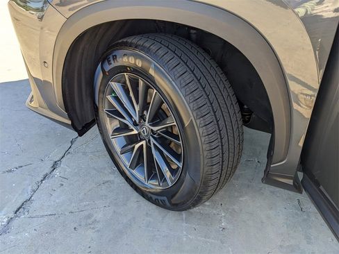 Used 2024 Lexus NX 300h AWD w/ Luxury Package image 38