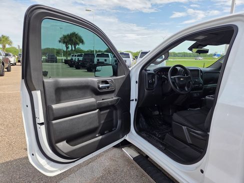 Used 2022 Chevrolet Silverado 1500 W/T RWD image 15