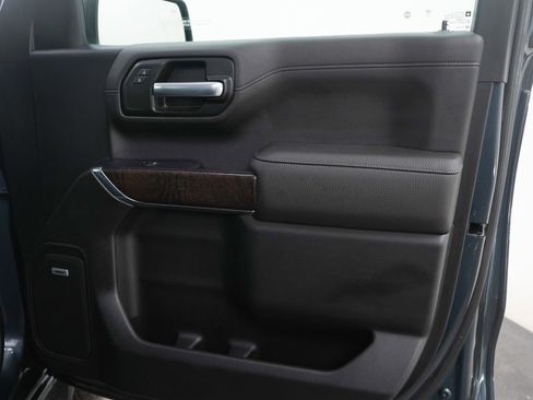 Used 2019 GMC Sierra 1500 Denali w/ Denali Ultimate Package AWD/4WD image 11