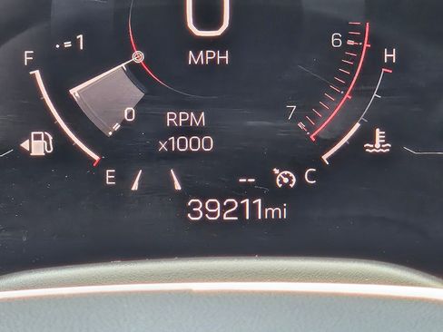 Used 2025 GMC Yukon Denali image 20