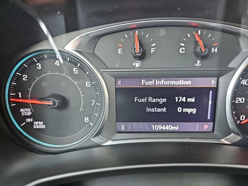 Used 2021 Chevrolet Equinox LT FWD image 36
