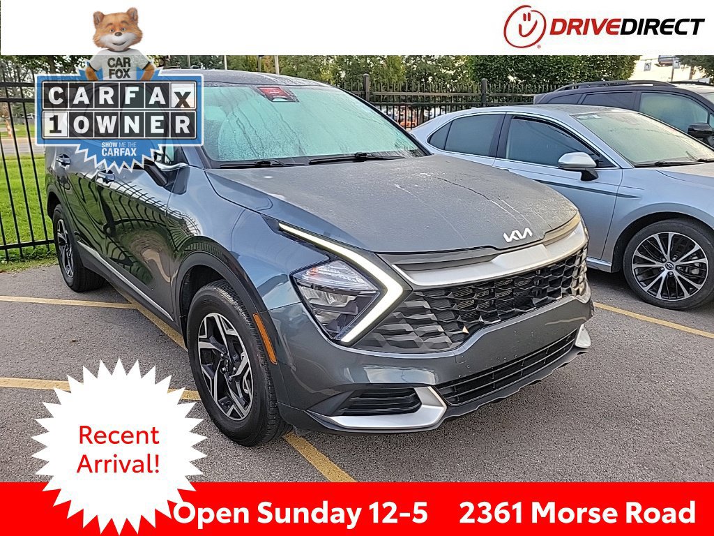 Used 2023 Kia Sportage LX AWD/4WD image 1
