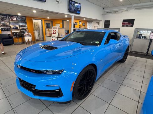 Used 2023 Chevrolet Camaro SS RWD image 2
