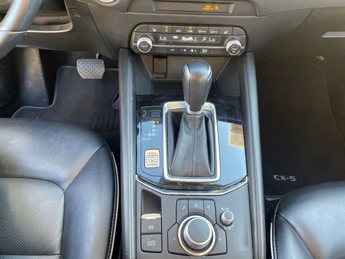 Used 2025 MAZDA CX-5 AWD 2.5 S w/ Select Package image 12