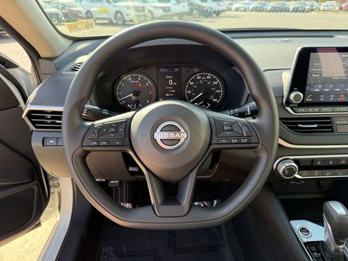 New 2025 Nissan Altima 2.5 S image 15