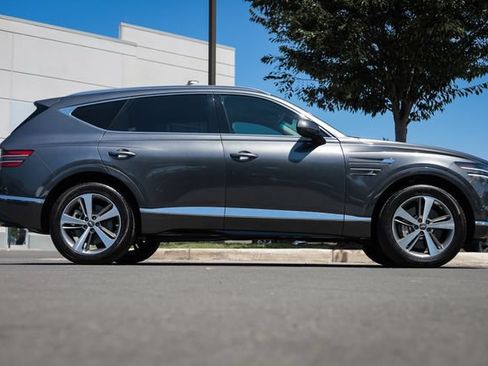 Used 2021 Genesis GV80 3.5T w/ Advanced Package 06 AWD/4WD image 12