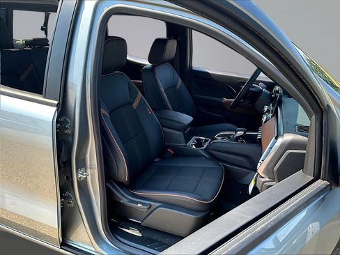 New 2026 GMC Canyon AT4 AWD/4WD image 11