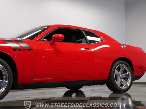Used 2009 Dodge Challenger R/T image 22