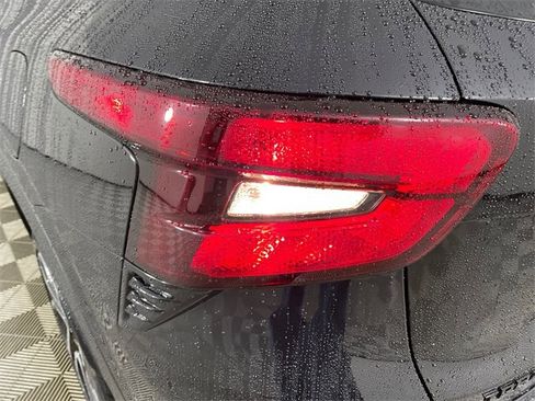 New 2026 Chevrolet Trax RS w/ Sunroof Package image 18