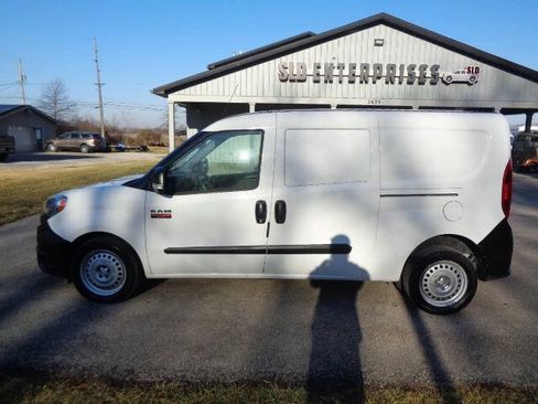 Used 2020 RAM ProMaster City Tradesman image 2