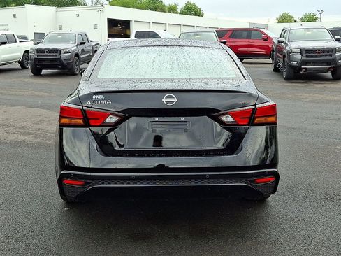 Certified 2023 Nissan Altima 2.5 S FWD image 5