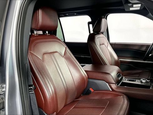 Used 2024 Ford Expedition Max Limited RWD image 7
