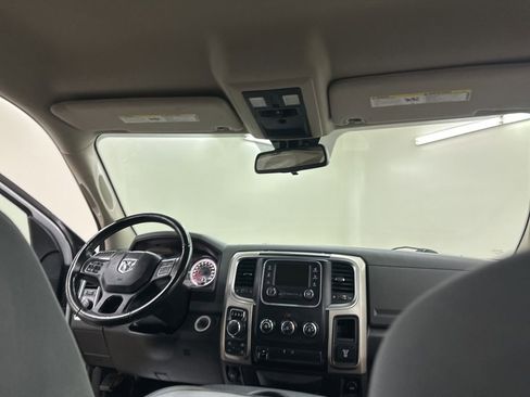 Used 2014 RAM 1500 Classic SLT image 23