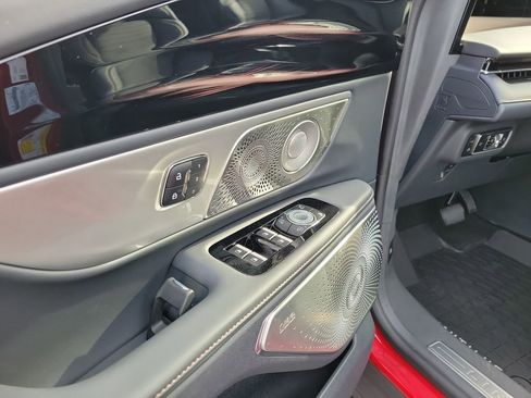 New 2026 Lincoln Nautilus Reserve image 19