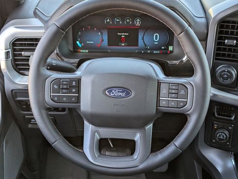 Used 2025 Ford F150 Lariat w/ Equipment Group 501A Mid image 11