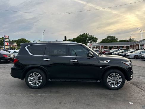 Used 2018 INFINITI QX80 2WD w/ Driver Assistance Package image 11