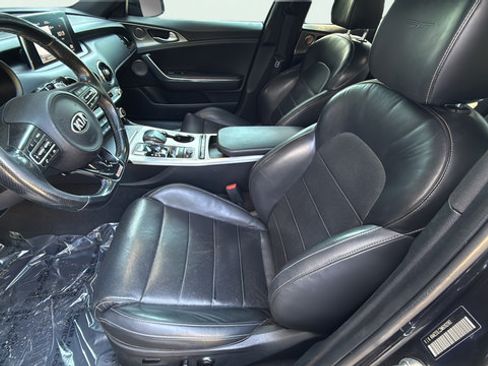 Used 2021 Kia Stinger GT2 RWD image 13