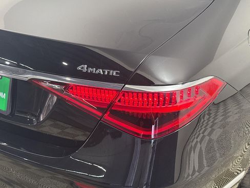 Used 2023 Mercedes-Benz S 500 4MATIC image 34