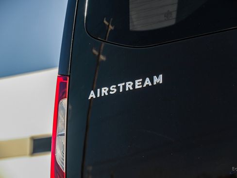 Used 2022 Mercedes-Benz Sprinter 3500 image 30