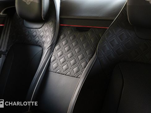 Used 2020 Bentley Continental GT V8 image 19