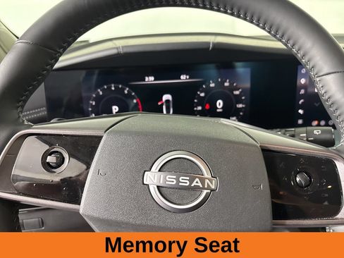 Used 2025 Nissan Murano SL AWD/4WD image 17