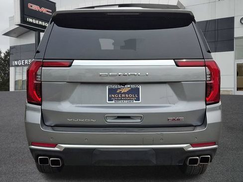 Used 2025 GMC Yukon XL Denali AWD/4WD image 24