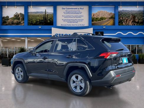 Used 2025 Toyota RAV4 XLE w/ Convenience Package AWD/4WD image 8
