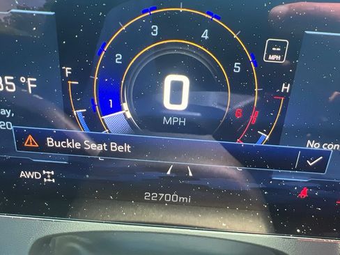 Used 2025 Chevrolet Traverse Z71 w/ Enhanced Driving Package AWD/4WD image 9