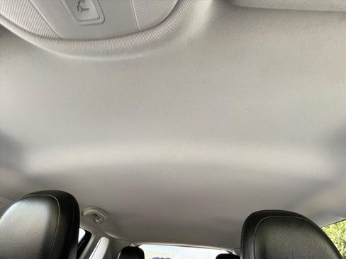 Used 2018 Jeep Compass Limited w/ Navigation Group FWD image 5