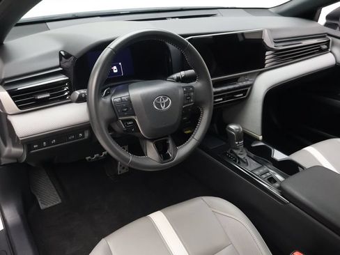 Used 2025 Toyota Camry SE w/ Multimedia Upgrade Package FWD image 15