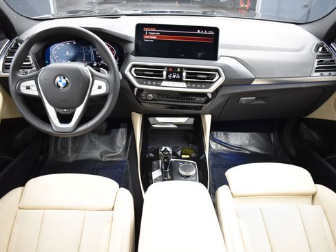 Used 2025 BMW X4 xDrive30i image 14