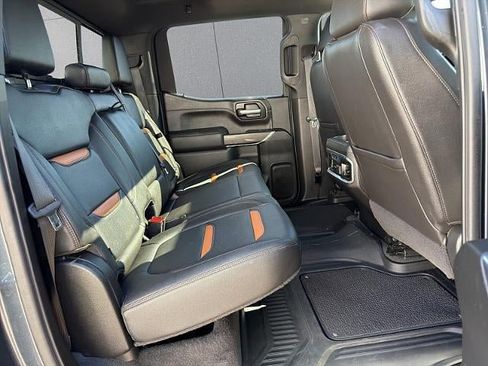 Used 2021 GMC Sierra 1500 AT4 w/ AT4 Value Package AWD/4WD image 18