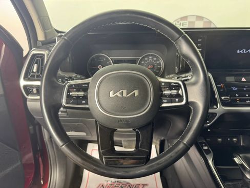 Used 2022 Kia Sorento SX AWD/4WD image 13