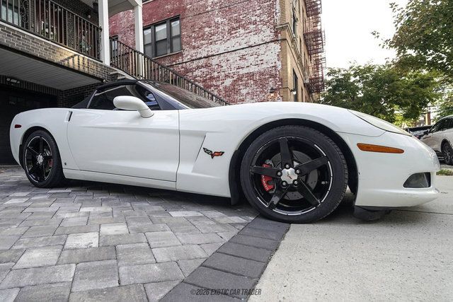 Used 2006 Chevrolet Corvette Convertible w/ Preferred Equipment Group RWD image 20