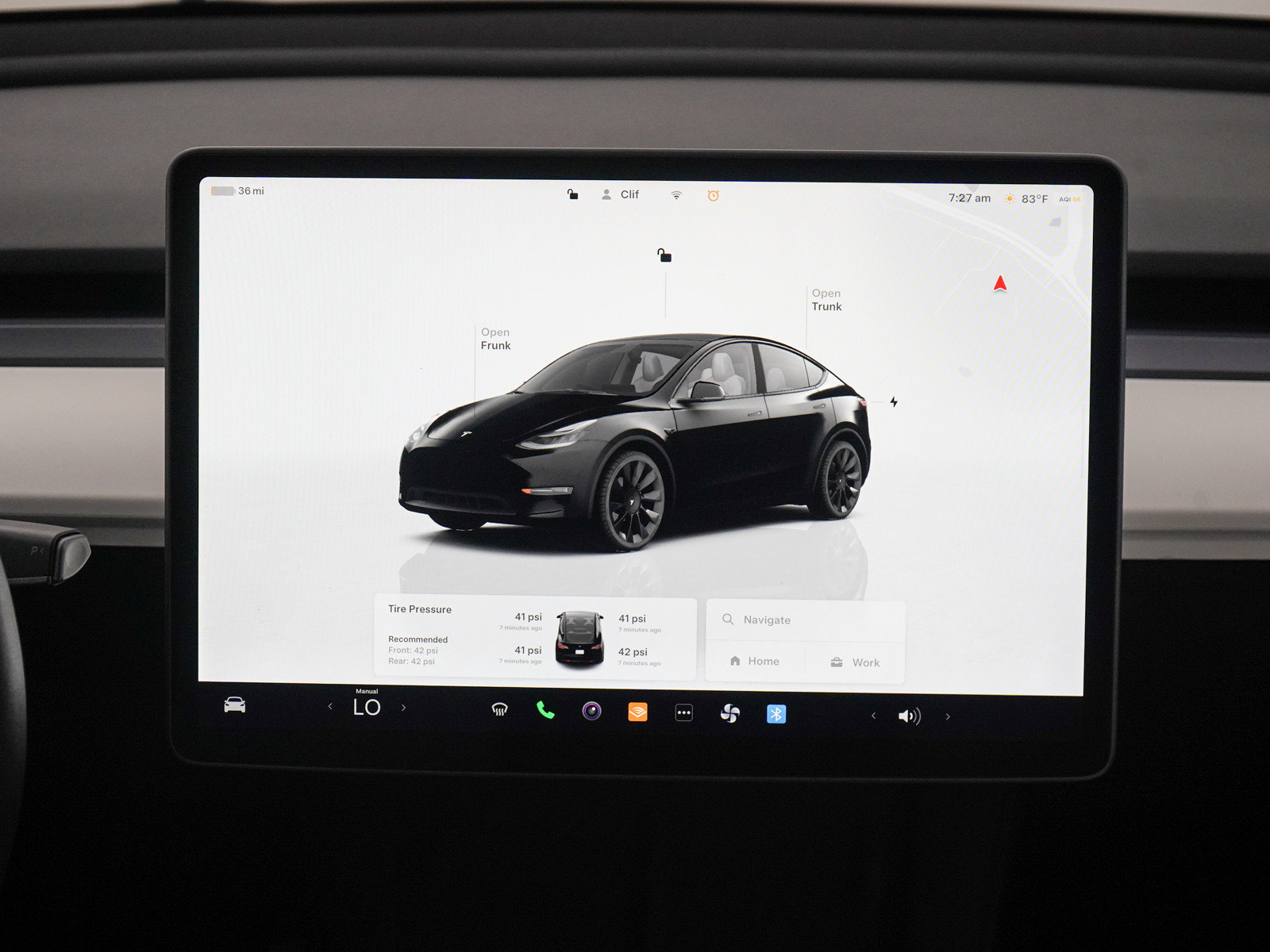 Used 2023 Tesla Model Y Long Range AWD/4WD image 15