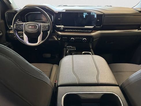 Used 2023 GMC Sierra 1500 Elevation w/ X31 Off-Road Package AWD/4WD image 11