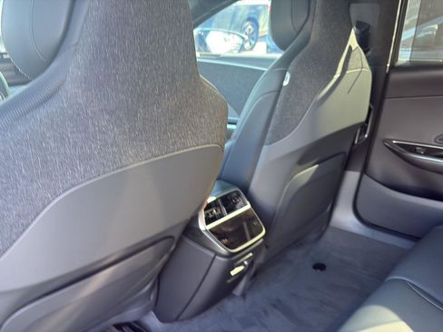 Used 2024 Lucid Air Touring AWD/4WD image 25