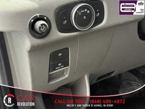 Used 2023 Ford Transit 250 148 High Roof AWD image 20