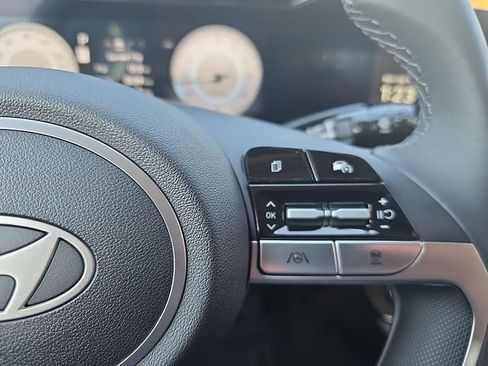 New 2026 Hyundai Elantra Limited FWD image 26