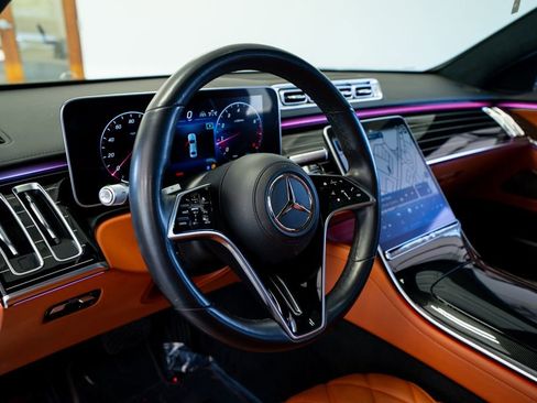 Used 2023 Mercedes-Benz S 580 4MATIC Sedan w/ Warmth & Comfort Package image 36