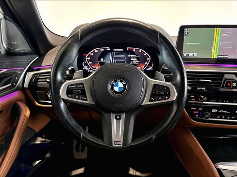 Used 2023 BMW M550i xDrive w/ Executive Package AWD/4WD image 18