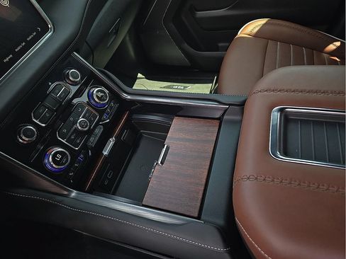 Used 2023 GMC Yukon XL Denali Ultimate w/ LPO, Floor Liner Package AWD/4WD image 20