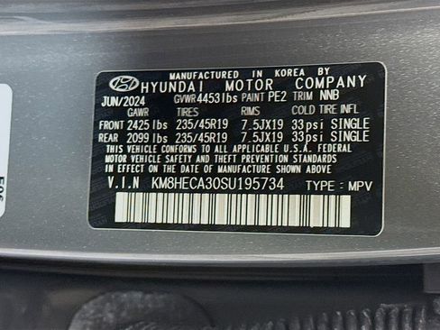 Certified 2025 Hyundai Kona Limited AWD/4WD image 39