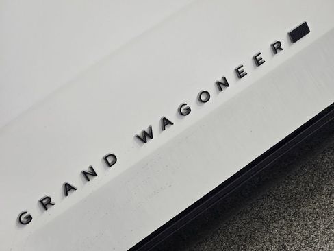 Used 2024 Jeep Grand Wagoneer Series II w/ Quick Order Packagew 28T image 13