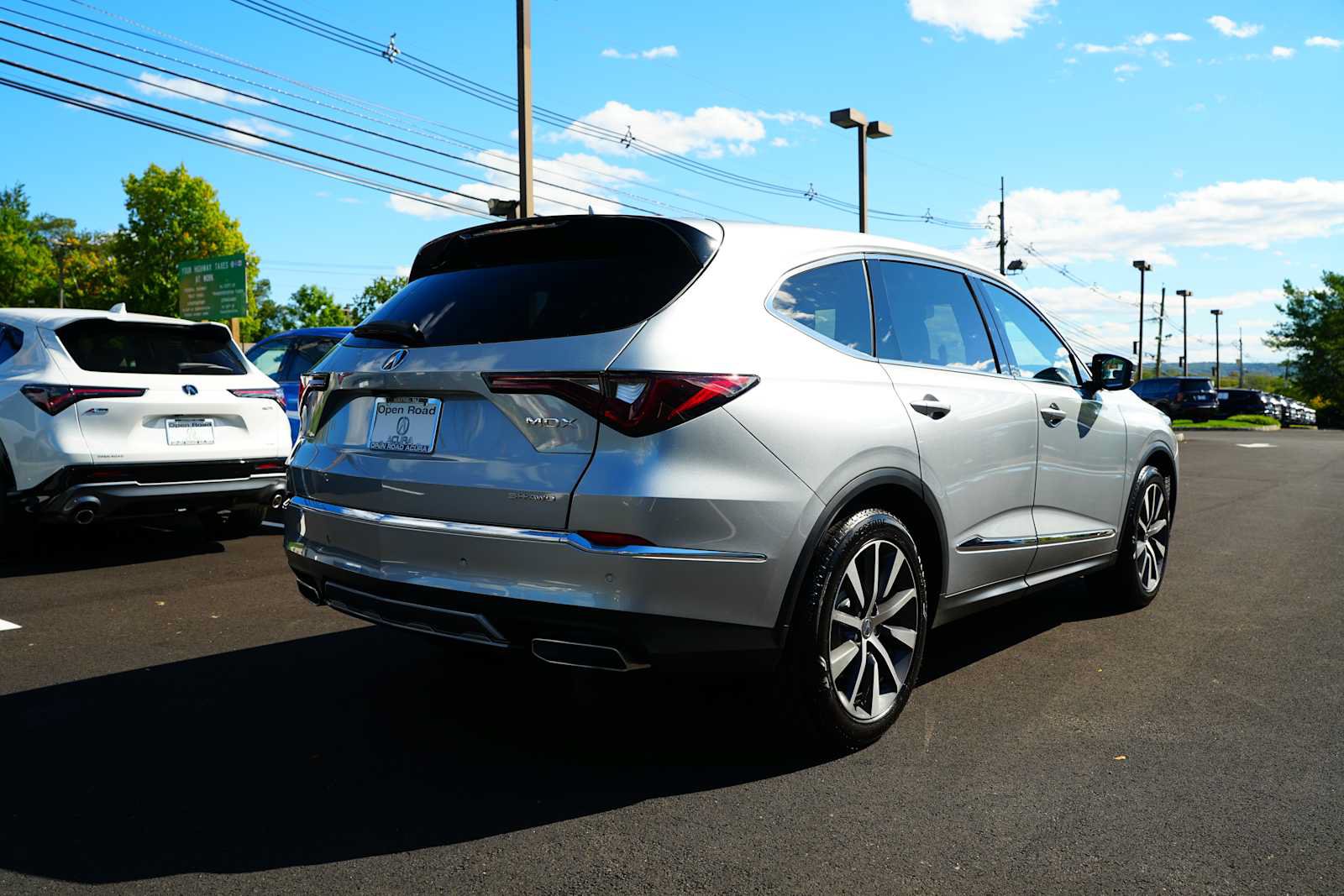 Certified 2026 Acura MDX w/ Technology Package AWD/4WD image 7